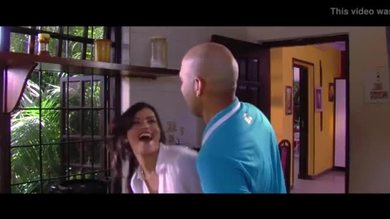 La sale relation - chanson - badha ke haath