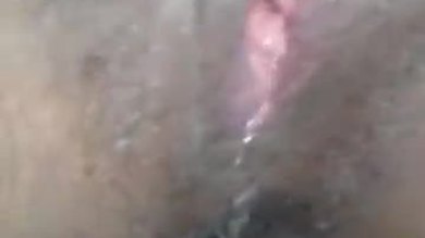 Une Kenyane baise avec son petit ami et jouit