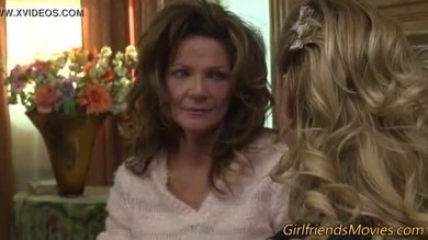 Lesbian milf eating pussy