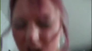 Chatte chaude amateur remplie