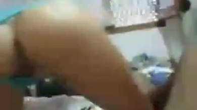 Sale de la ducha bien cachonda