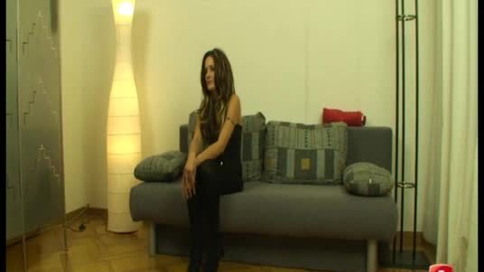 Entretien porno avec l'étudiante sara 18 - allemand