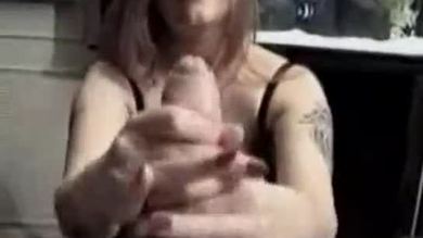 Amateur de branlette pour une grosse bite