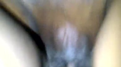 Une copine qui prend une grosse bite noire à son copain