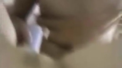 Les copines lesbiennes en train de baiser