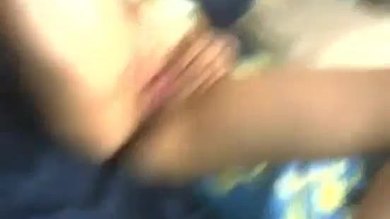 Couple faisant l'amour délicieux gros cul