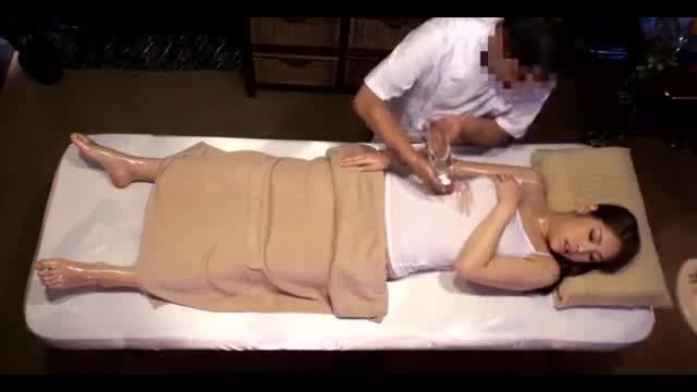 Massage japonais femme au foyer baisée télécharger l'intégralité et regarder plus à : https://goo.gl/u5uhz8