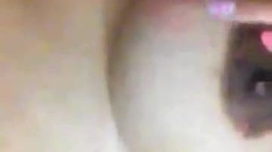 Bangladaise dhaka banani rebeka montre de gros seins sur selfie lecked 1