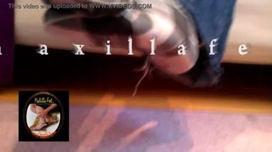 Compilation de sueur & ; chaussettes odorantes des filles maxillaires