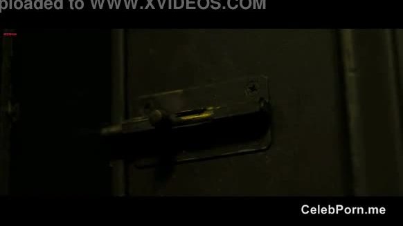 Sophia bush nue dans The Hitcher