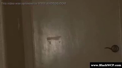 Jessee volt perverse adorant une grosse bite noire