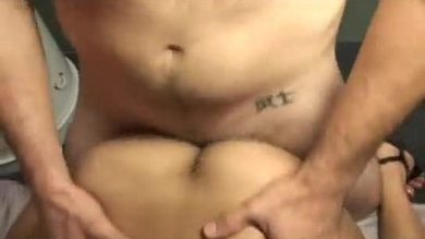 Sabrine est une petite sex-top