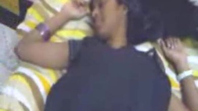 Sexy et timide chennai college girl mms