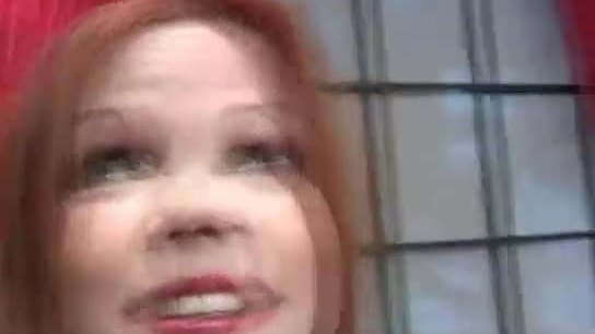 Pute rousse à bite noire