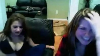 Filles sexy avec de gros nichons sexy chat chaud