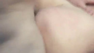 Chasteté salope se faisant baiser dans une orgie sauvage