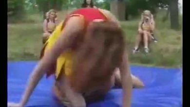 Dww lutte mixte petr vs antonia luzia denise & ; cathy