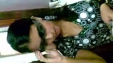 Indien gf blowjob dick