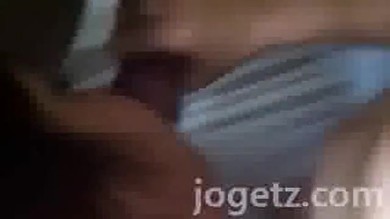 Sauvez la chatte d'une baise géniale au scandale de jogetz pahubad