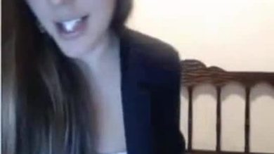 Jeune fille espagnole sur webcam - www.webcamofsexxxy.com
