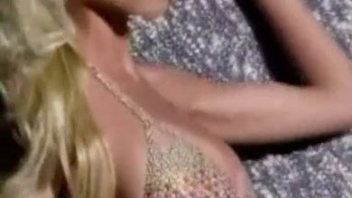 Heidi klum : jerk off challenge