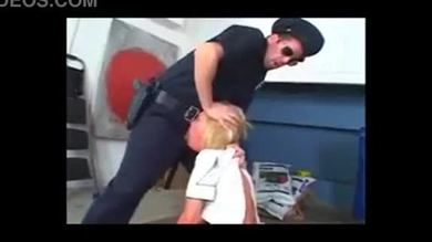Compilation de bâillonnement et de baise de visage