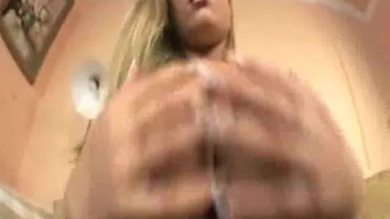 Jessica avec ses gros seins