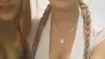 Karlaarias1200 y sofii fashion en instagram sofii ortiiz en fb nude