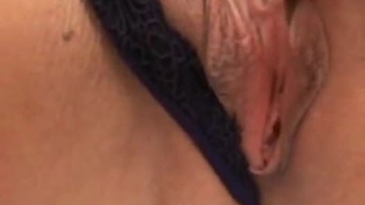 Masturbation d'une femme clip fait maison
