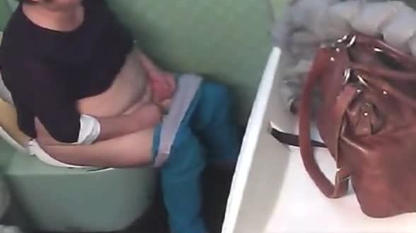 Wc pooping 2
