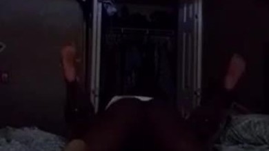 Missionnaire jusqu'à ce que je jouisse dans cette chatte