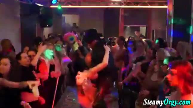 Amateur party fucking