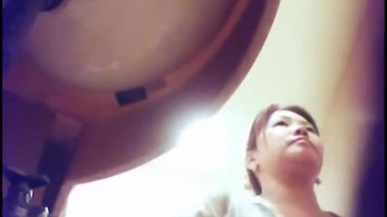Voyeur travail femmes de la honte toilette voyeur 100