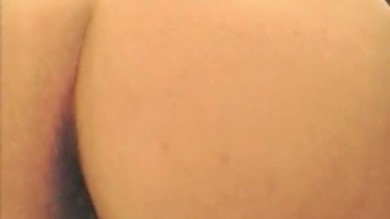 Russian toilet spycam piss non stop (incl. le plus grand anus jamais vu) par candy