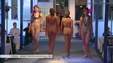 Défilé de mode nu 2018 (full hd)