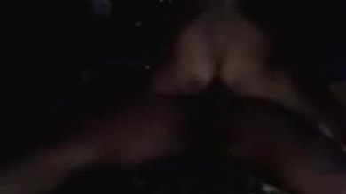Femme Desi baisée la nuit. mp4