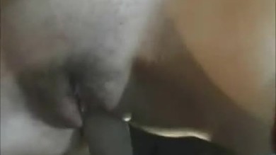 Bébé amateur excitée, sexe et creampie