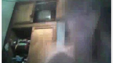 Monita modélisant par webcam mexico